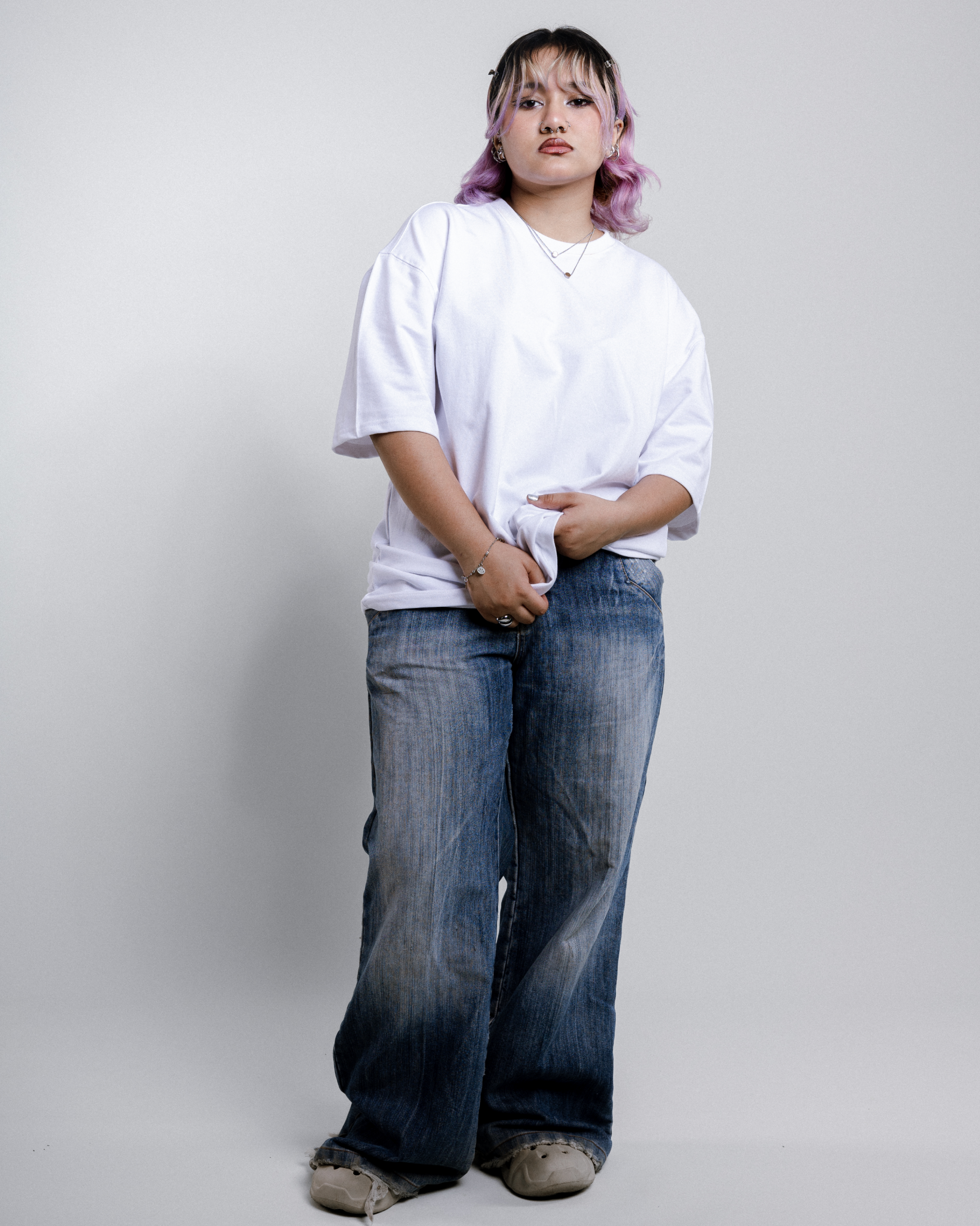 LOOSE FIT SOLID TSHIRT - WHITE