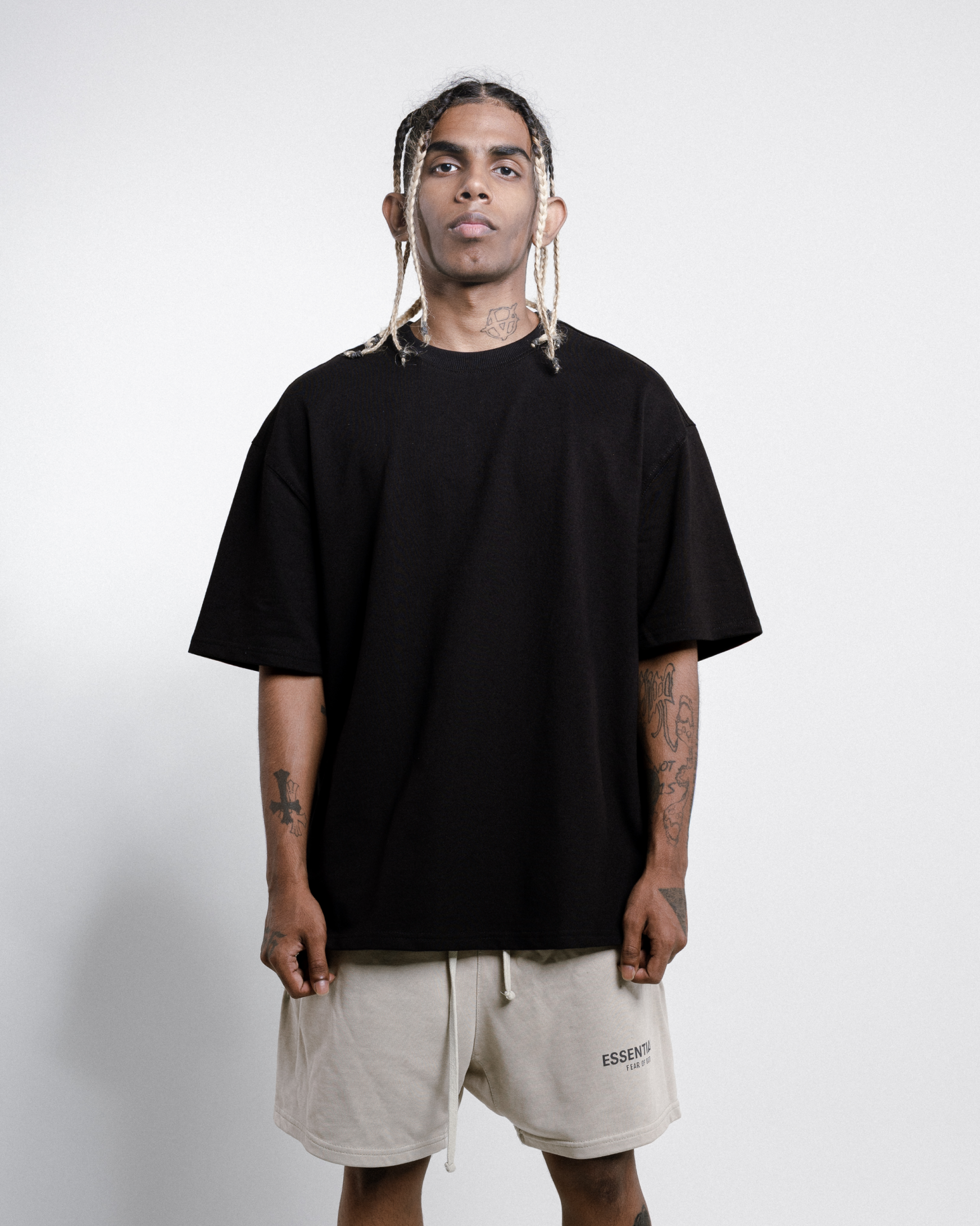 LOOSE FIT SOLID TSHIRT - BLACK