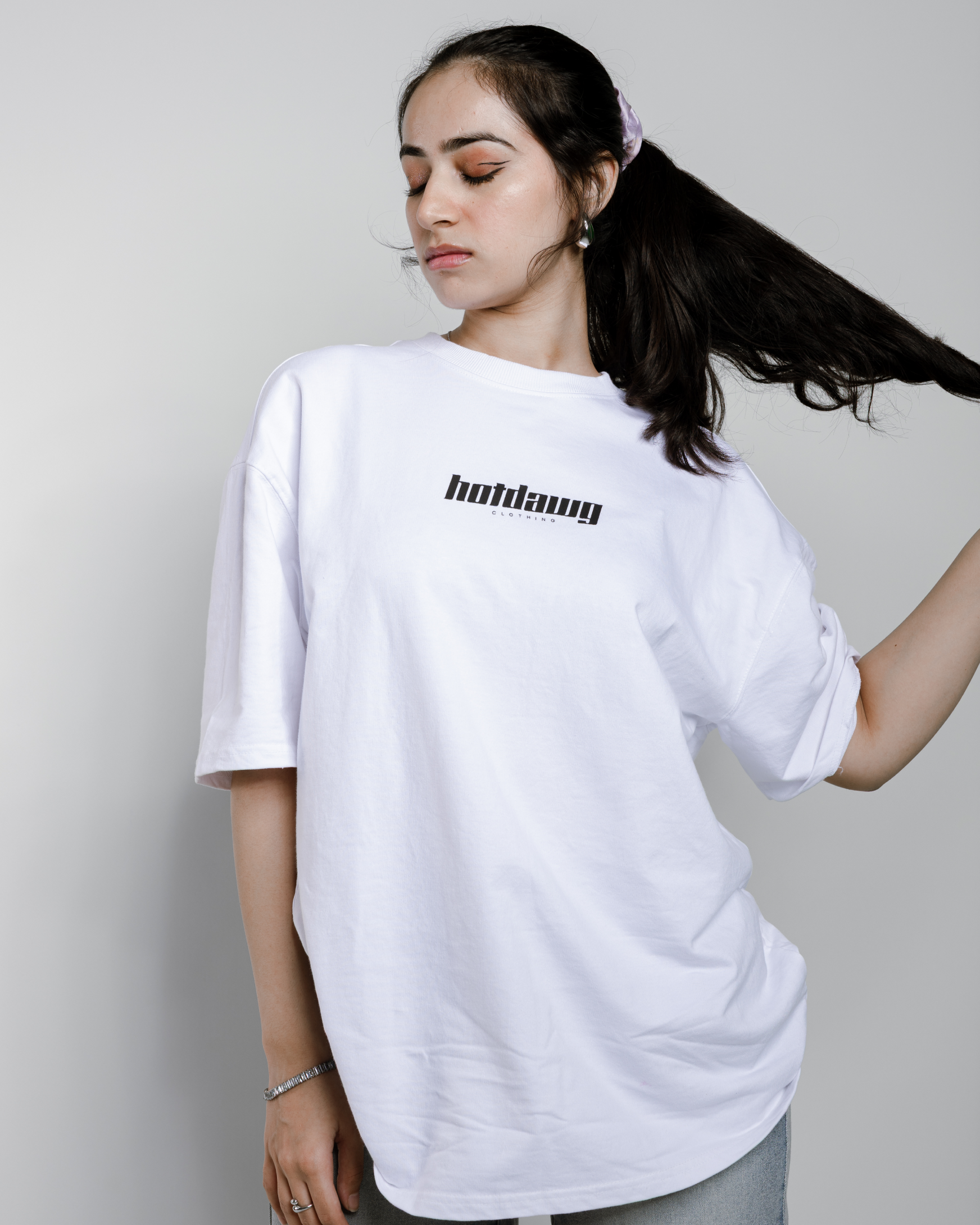 MASTER OF DELAY LOOSE FIT PRINTED TSHIRT - WHITE