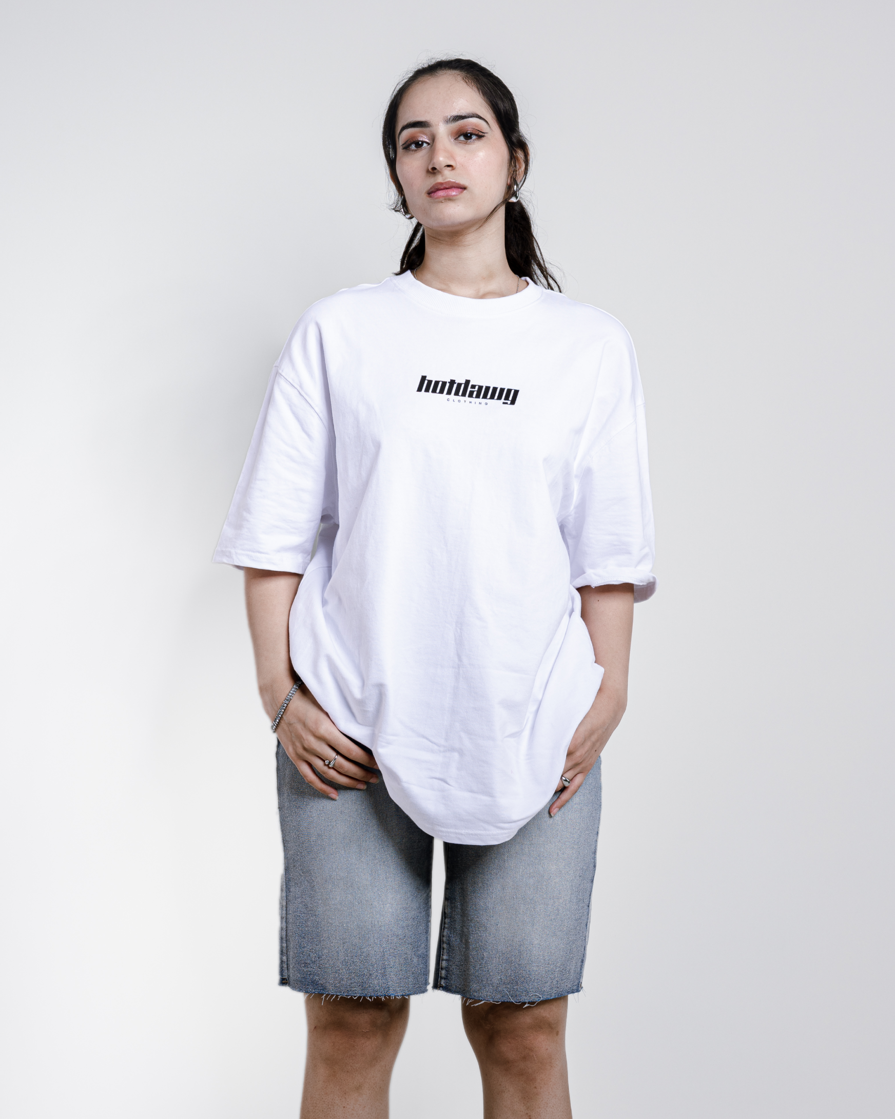 MASTER OF DELAY LOOSE FIT PRINTED TSHIRT - WHITE