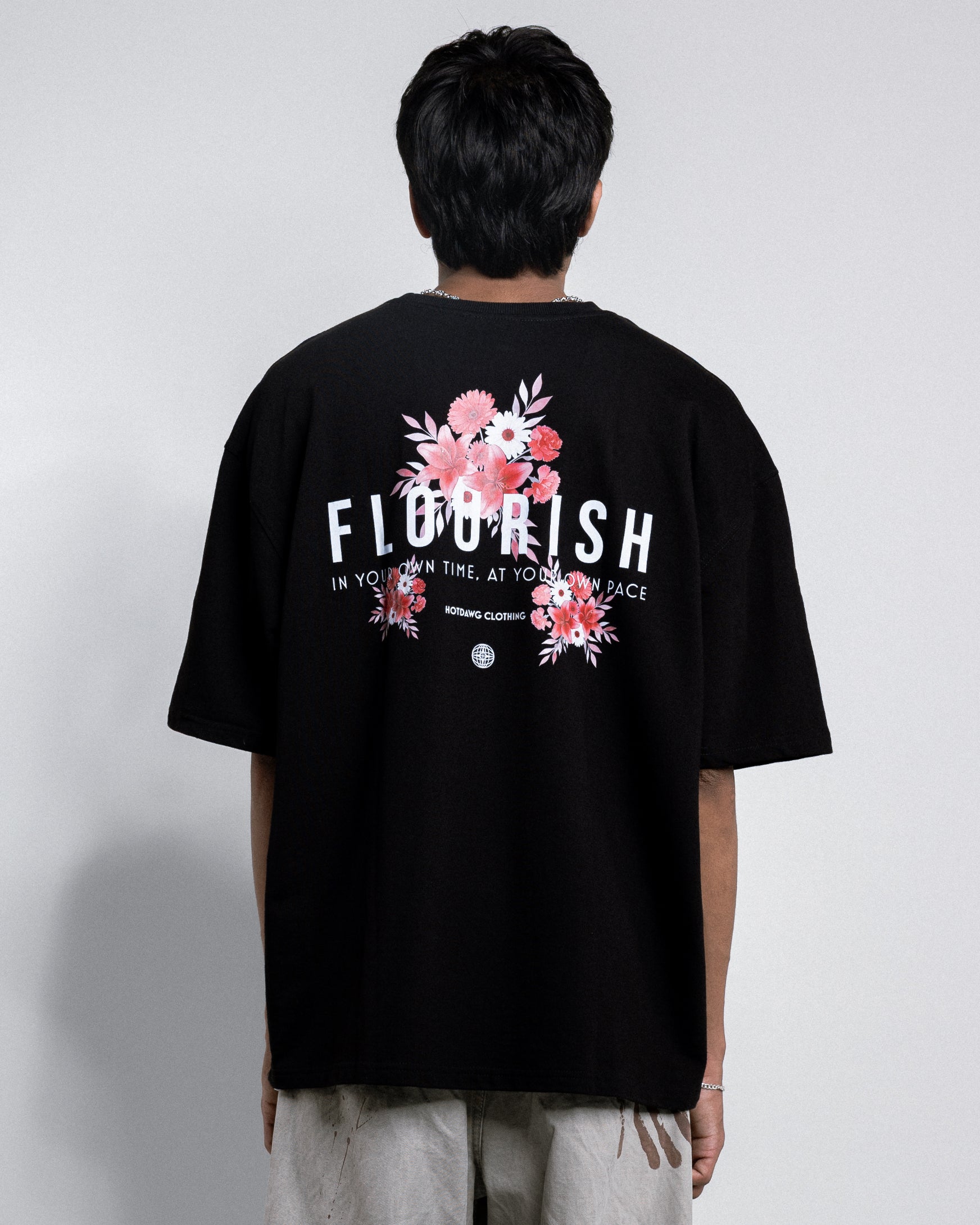 FLOURISH LOOSE FIT PRINTED TSHIRT - BLACK