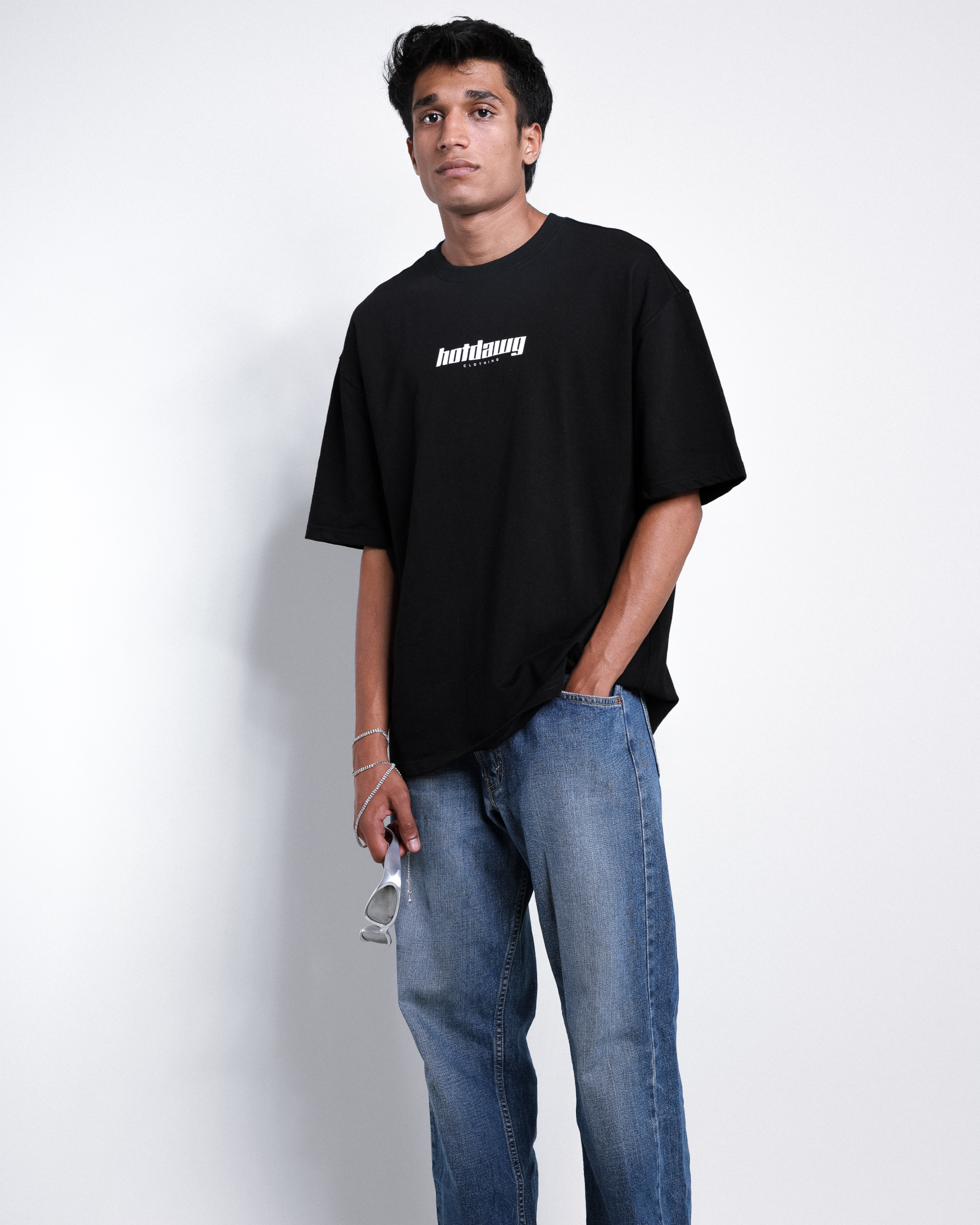MASTER OF DELAY LOOSE FIT PRINTED TSHIRT - BLACK